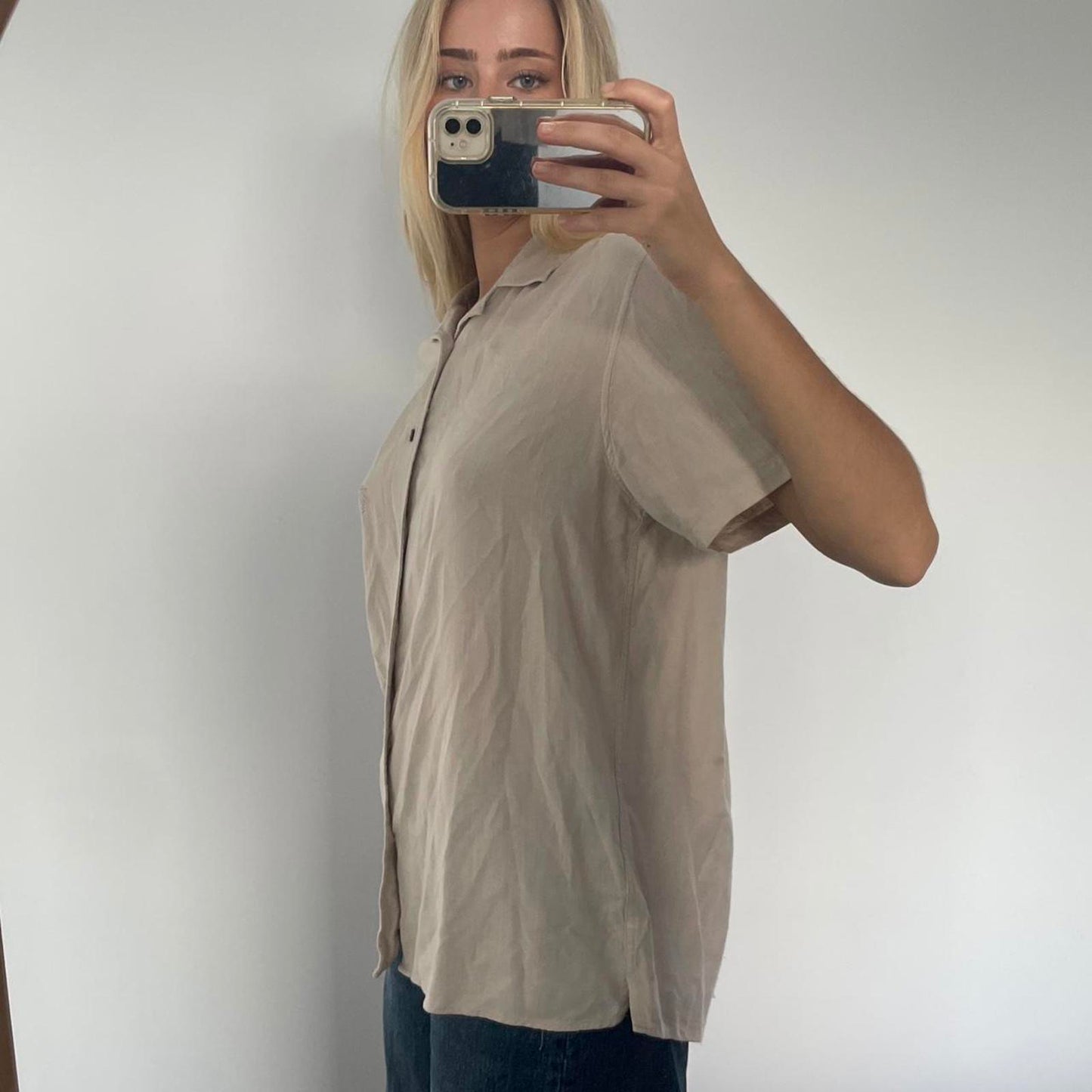 Cream and tan wavezone short sleeve shirt