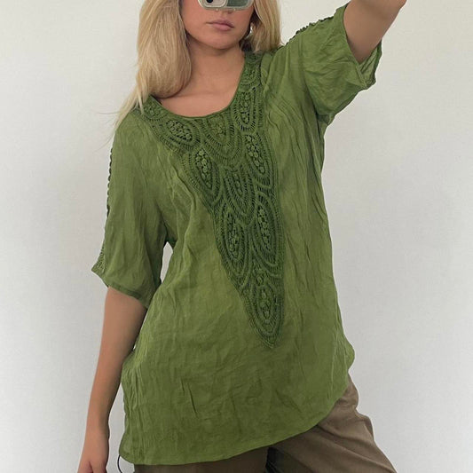 Green embroidered tunic top #boho #festivalvibes